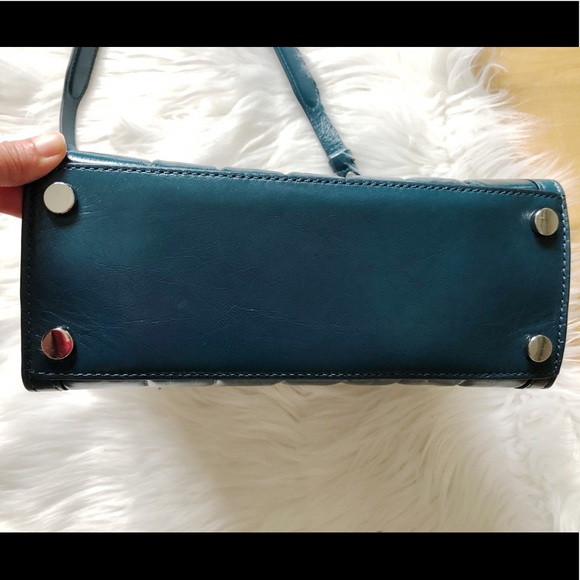 BRANDNEW Michael Kors Whitney Medium crossbody bag - Picture 7 of 12